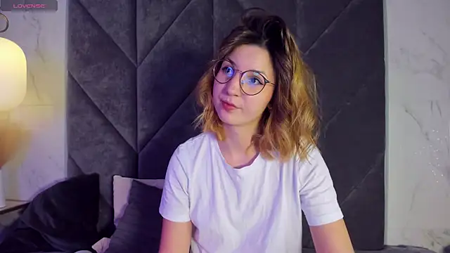 Snapshot of JaneGraceful chatting on 3, 2, 2025 JaneGraceful online show from 3, 2, 2025