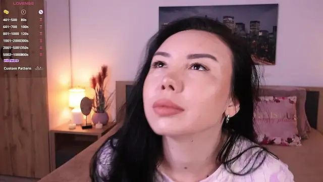 Snapshot of Leila__Sweet chatting on 20, 4, 2026 Leila Sweet online show from 20, 4, 2026