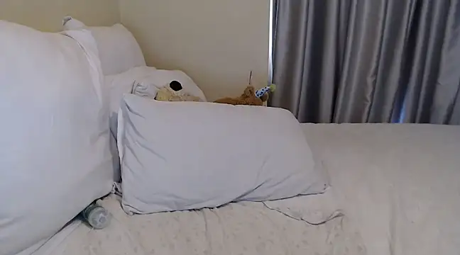 Snapshot of Stonefruit76 chatting on 19, 2, 2025 Stonefruit76 online show from 19, 2, 2025