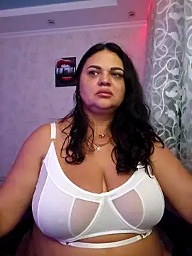 Snapshot of littleRikka chatting on 2, 11, 2025 littleRikka online show from 2, 11, 2025