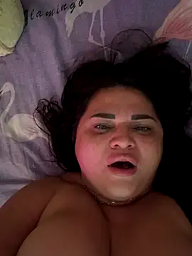 Snapshot of littleRikka chatting on 16, 11, 2025 littleRikka online show from 16, 11, 2025