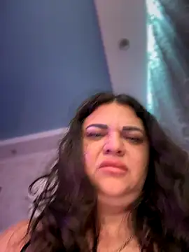 Snapshot of littleRikka chatting on 23, 11, 2025 littleRikka online show from 23, 11, 2025