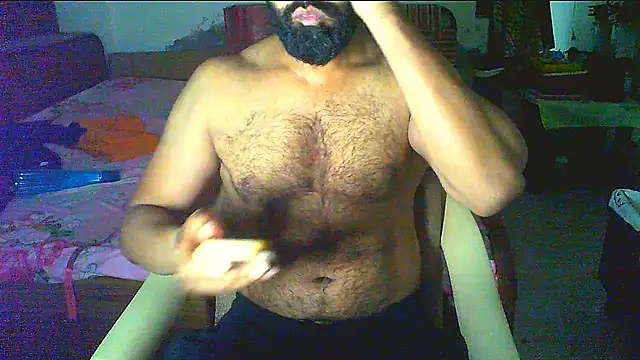Snapshot of Vbestshow chatting on 7, 7, 2026 Vbestshow online show from 7, 7, 2026