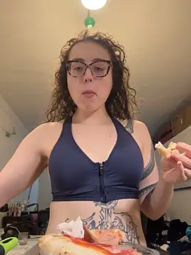 Snapshot of ladyturtle chatting on 25, 3, 2026 ladyturtle online show from 25, 3, 2026