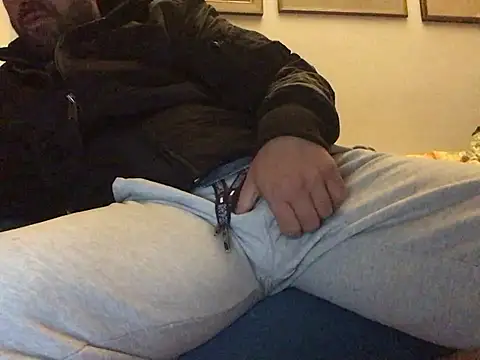 Snapshot of fuckerplayer1 chatting on 31, 3, 2026 fuckerplayer1 online show from 31, 3, 2026