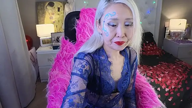 Snapshot of RoxalanaStar chatting on 27, 2, 2026 RoxalanaStar online show from 27, 2, 2026