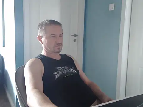 Snapshot of MisterFaithRO chatting on 29, 7, 2026 MisterFaithRO online show from 29, 7, 2026