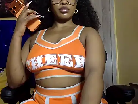 Snapshot of BOOTYBANGER24xx chatting on 23, 7, 2026 BOOTYBANGER24xx online show from 23, 7, 2026