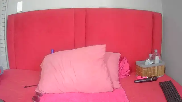 Snapshot of Sexycandyxxx chatting on 13, 11, 2025 Sexycandyxxx online show from 13, 11, 2025