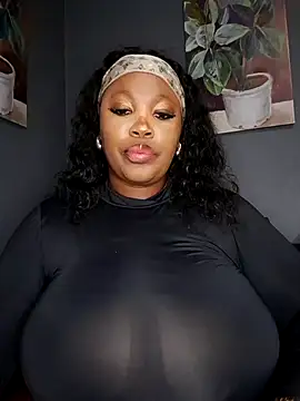 SWEETDOLLY29XX online show from 2, 10, 2025