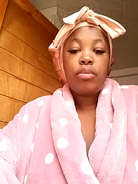 Snapshot of SWEETDOLLY29XX chatting on 15, 3, 2026 SWEETDOLLY29XX online show from 15, 3, 2026