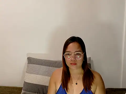 Snapshot of BURBERRY69 chatting on 14, 4, 2026 BURBERRY69 online show from 14, 4, 2026