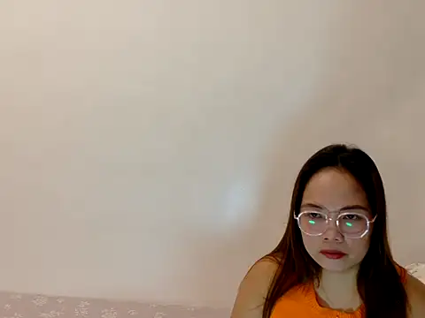 BURBERRY69 online show from 14, 5, 2026