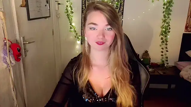 Snapshot of Thegirlbehindthemask chatting on 11, 6, 2026 Thegirlbehindthemask online show from 11, 6, 2026