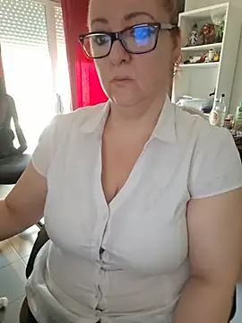 Snapshot of cplcokins34 chatting on 4, 7, 2026 cplcokins34 online show from 4, 7, 2026