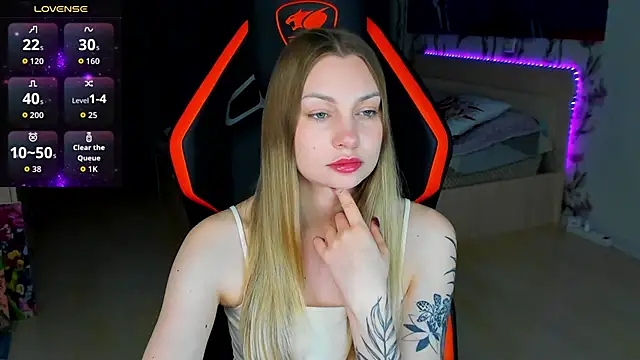 Snapshot of BiMolly chatting on 25, 3, 2026 BiMolly online show from 25, 3, 2026