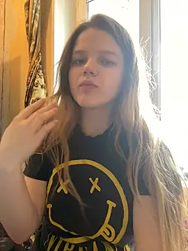 Snapshot of -MimmiLissa- chatting on 21, 4, 2026 -MimmiLissa- online show from 21, 4, 2026