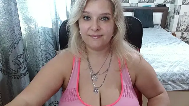 Snapshot of Boolochka chatting on 15, 7, 2026 Boolochka online show from 15, 7, 2026