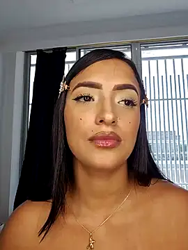 Snapshot of Shantal_Lovee chatting on 30, 12, 2024 Shantal Lovee online show from 30, 12, 2024