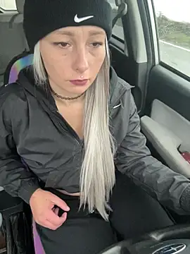 Snapshot of Babii_Nova chatting on 26, 11, 2025 Babii Nova online show from 26, 11, 2025