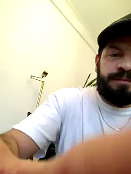 Snapshot of juanci_to chatting on 18, 10, 2025 juanci to online show from 18, 10, 2025