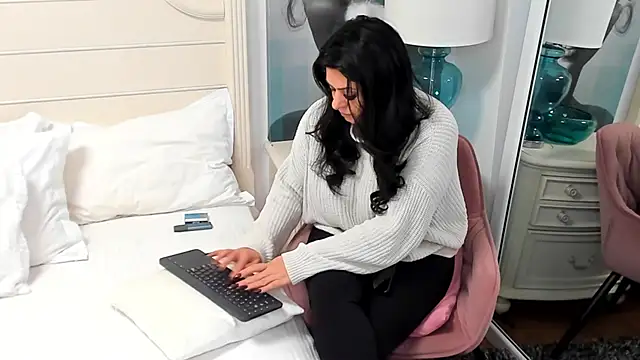 Heidix online show from 6, 1, 2025