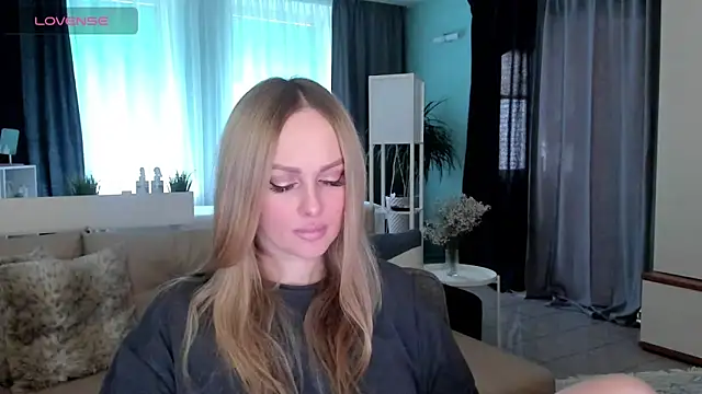 Libby Nora online show from 18, 2, 2025