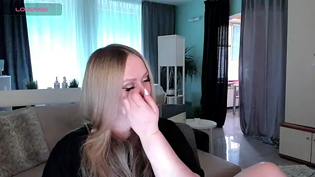 Libby Nora online show from 5, 3, 2025