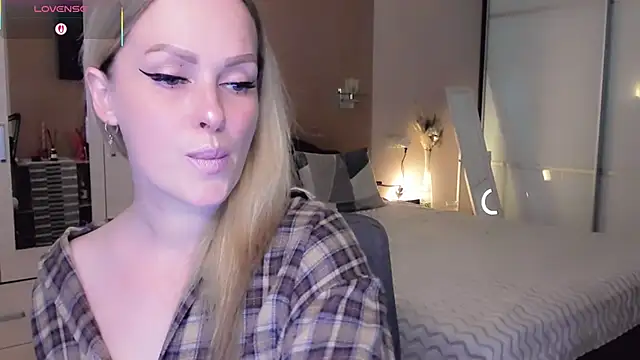 Snapshot of Libby_Nora chatting on 3, 4, 2026 Libby Nora online show from 3, 4, 2026