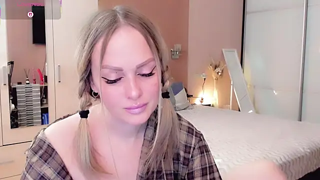 Snapshot of Libby_Nora chatting on 8, 4, 2026 Libby Nora online show from 8, 4, 2026