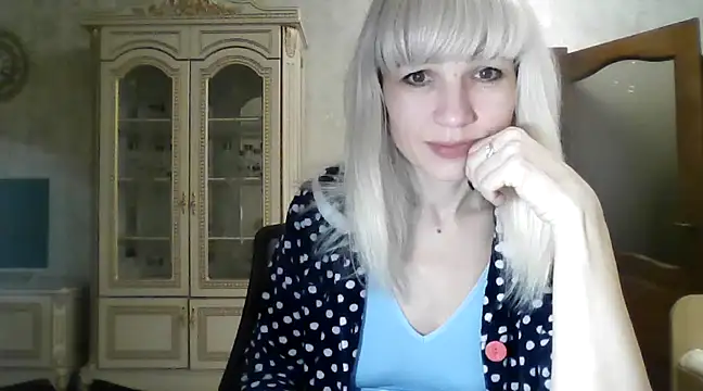 BarbaraKim online show from 18, 12, 2024