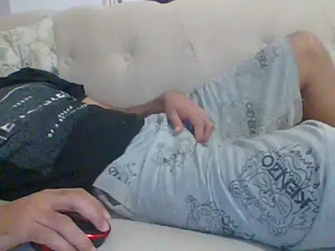 Snapshot of egyman2017 chatting on 5, 1, 2025 egyman2017 online show from 5, 1, 2025