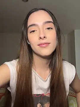 Snapshot of swrennn19 chatting on 8, 1, 2025 swrennn19 online show from 8, 1, 2025