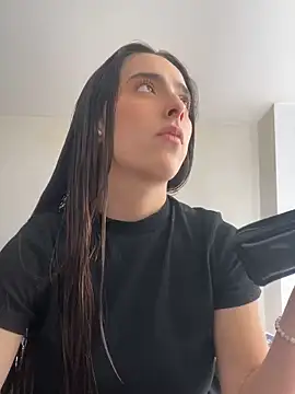 Snapshot of swrennn19 chatting on 16, 1, 2025 swrennn19 online show from 16, 1, 2025