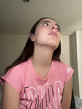 Snapshot of swrennn19 chatting on 22, 3, 2025 swrennn19 online show from 22, 3, 2025