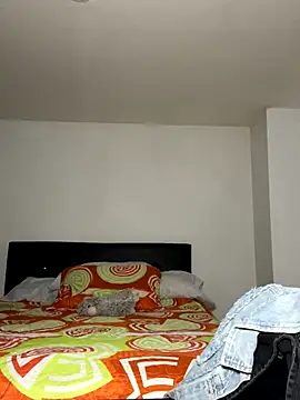 Snapshot of swrennn19 chatting on 16, 9, 2025 swrennn19 online show from 16, 9, 2025