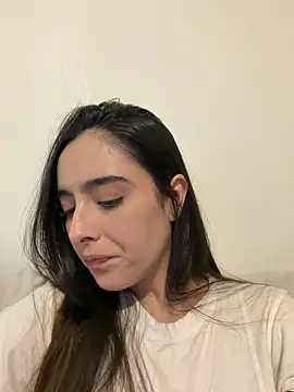 Snapshot of swrennn19 chatting on 1, 4, 2026 swrennn19 online show from 1, 4, 2026