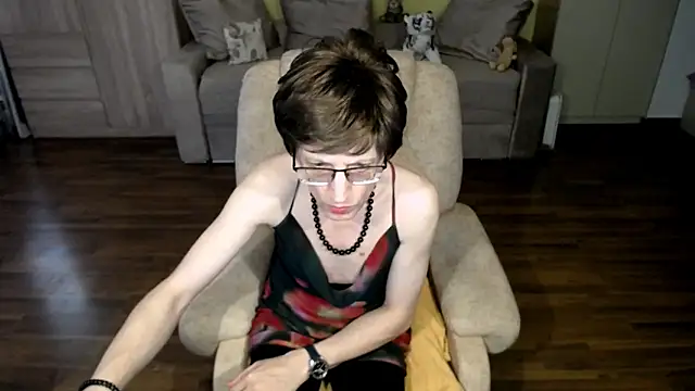 clementine online show from 8, 4, 2026