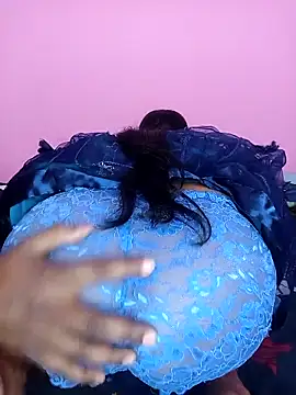 Snapshot of INDIANDESIMATURE chatting on 9, 3, 2026 INDIANDESIMATURE online show from 9, 3, 2026