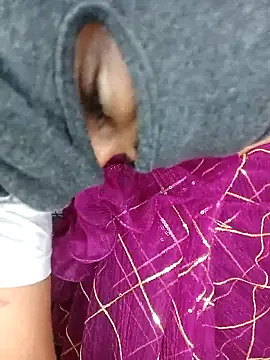 Snapshot of INDIANDESIMATURE chatting on 2, 4, 2026 INDIANDESIMATURE online show from 2, 4, 2026