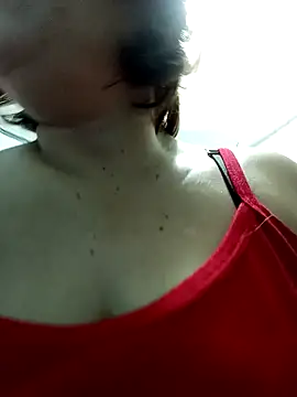 XXLorie 02 online show from 24, 10, 2025