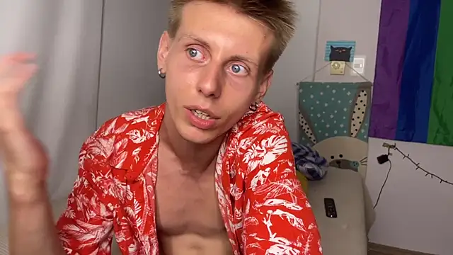 Snapshot of vladdymeow chatting on 17, 3, 2025 vladdymeow online show from 17, 3, 2025