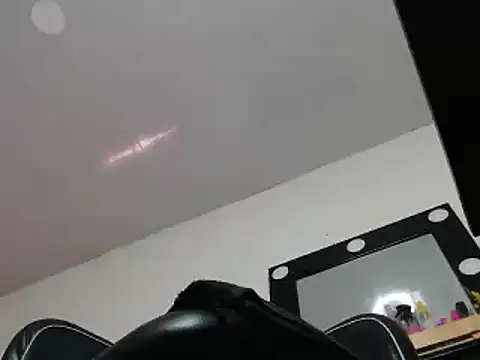 vittoriaromano online show from 8, 1, 2025