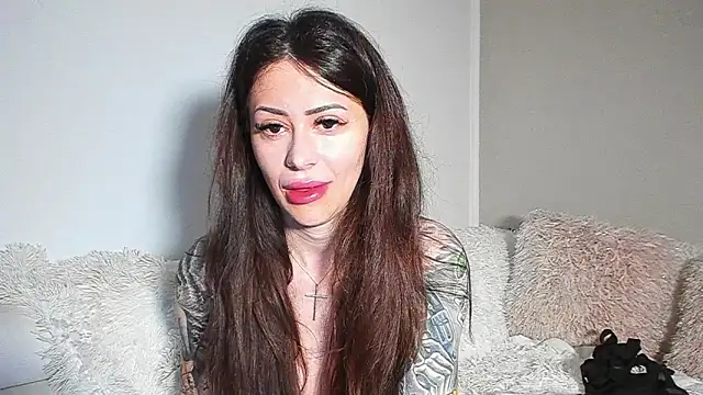 Snapshot of BrianaDiamondXXX chatting on 8, 7, 2026 BrianaDiamondXXX online show from 8, 7, 2026