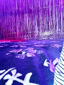 Snapshot of LUNAdeMARTE chatting on 25, 4, 2026 LUNAdeMARTE online show from 25, 4, 2026