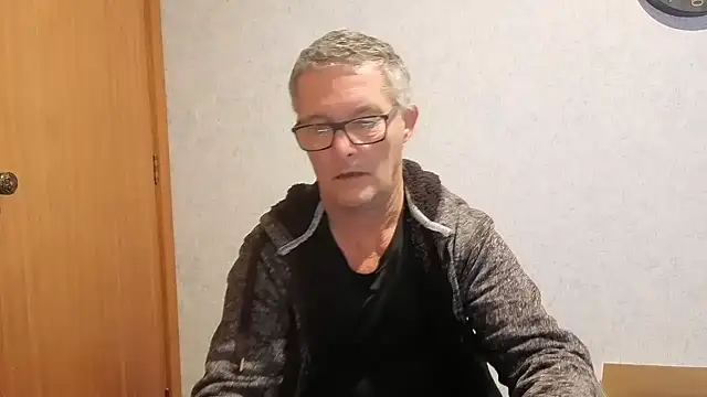 Snapshot of bigballnz chatting on 8, 7, 2026 bigballnz online show from 8, 7, 2026