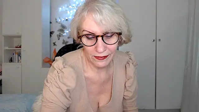 Ghertrude52 online show from 24, 2, 2025