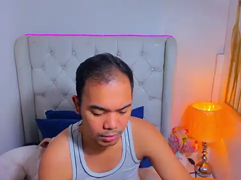 Snapshot of AsianZero chatting on 18, 5, 2026 AsianZero online show from 18, 5, 2026
