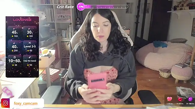 Foxy c online show from 7, 4, 2026