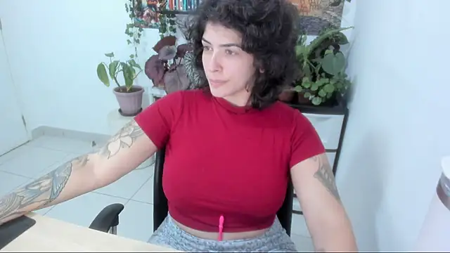 TaliMajesty online show from 17, 9, 2025